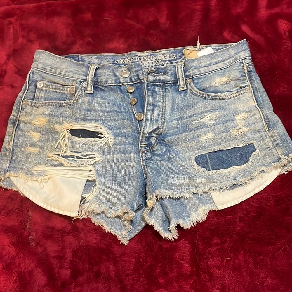 American eagle distressed jean shorts